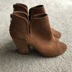 Dolce Vita Peep Toe Ankle Booties 7